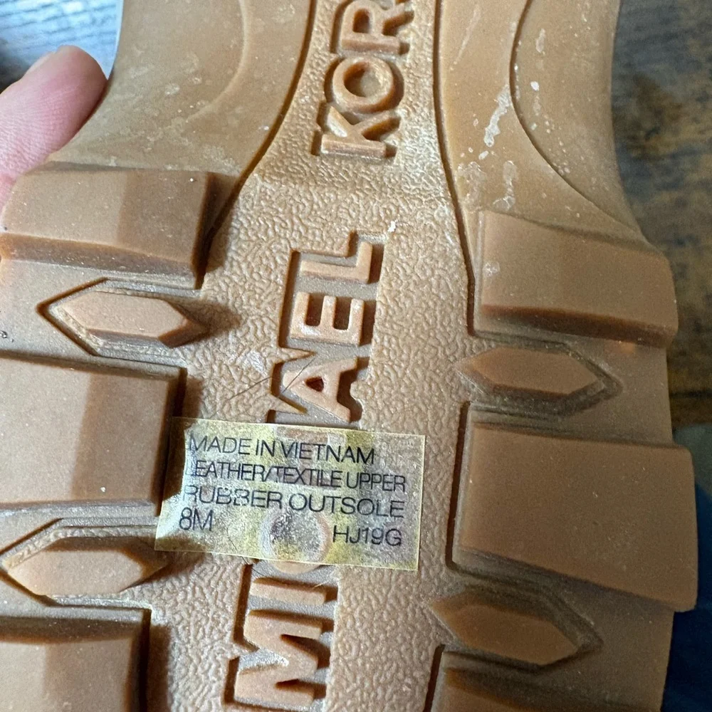 Michael Kors Women's Cream Hiking Boots - Picture 8 of 11